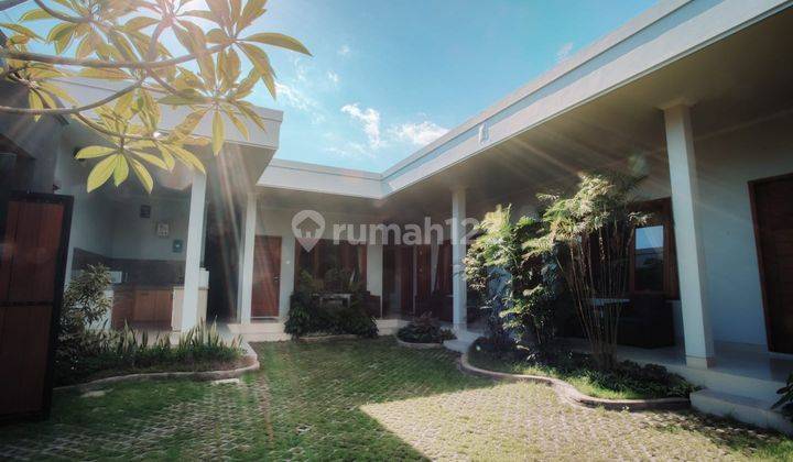 GUEST HOUSE 5 BEDROOMS NEAR SESEH BEACH 2