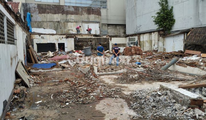 LAND PLOT IN PETOJO SABANGAN 460 M2 NEAR TANAH ABANG MARKET, 2-CAR WIDTH