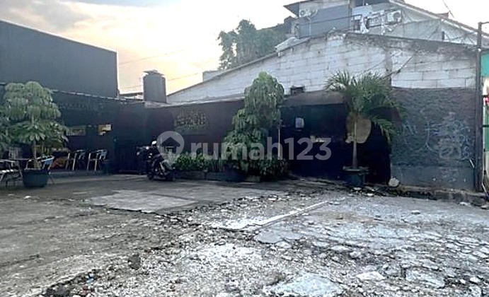 Lahan pinggir jalan Lebak Bulus bagus untuk usaha... 