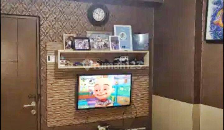 APARTEMEN GATEWAY CICADAS, 2 BR, HADAP JALAN RAYA, NETIS 2