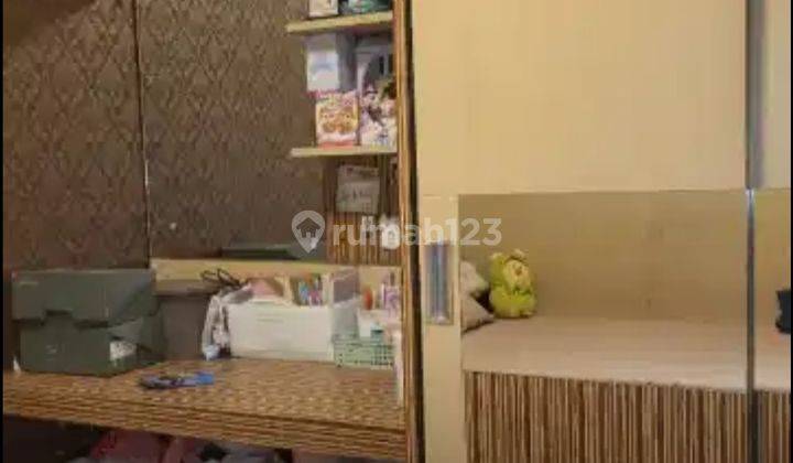 APARTEMEN GATEWAY CICADAS, 2 BR, HADAP JALAN RAYA, NETIS 1