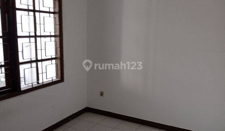 Rumah Unfurnished SHM di Taman Holis Indah 1, Bandung 2