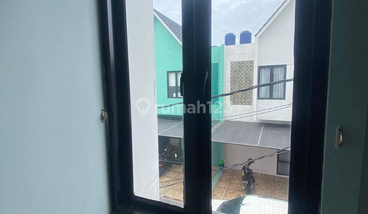 Rumah Baru di Jatiwarna Nempel Sekolah Yapidh 2