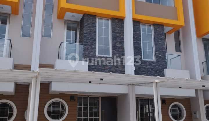 Dijual Rumah Pik2 Luas 45M2 Hadap Selatan 3Lantai
