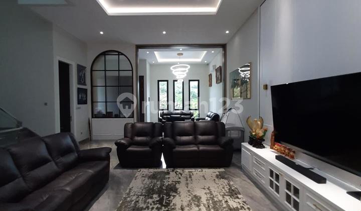 Dijual Rumah Pik1 Luas 192m2 American Classic Full Furnish  2