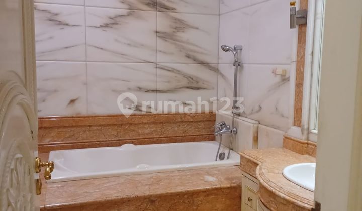 Dijual Rumah Mewah Pik 1 Ada Kolam Renang Luas 686M2 Full Furnish 2