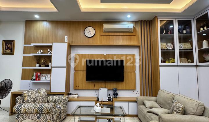 Dijual Rumah Golf Island Luas 200M2 Furnish