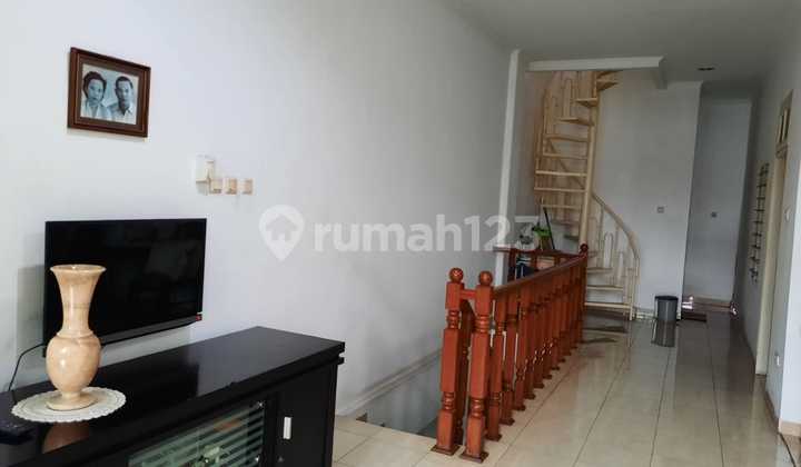 For Sale House In Teluk Gong North Jakarta Area 90m2 SHM 2.5 Floors