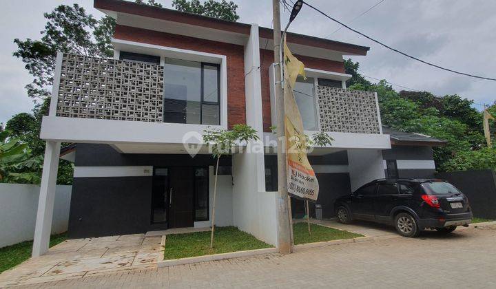 Rumah Modern Minimalis 2 Lantai di Mustika Jaya 1