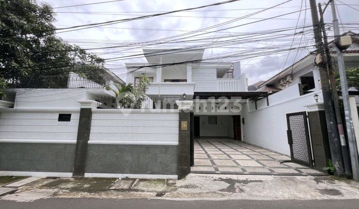 For Rent Modern 2-Story House Location Kemang, South Jakarta