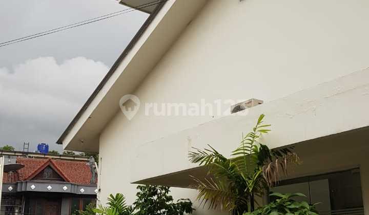 Dijual Rumah Ruang Usaha Lokasi Strategis di Pondok Bambu, Jakarta Timur Dijual Rumah Ruang Usaha Lokasi Strategis di Pondok Bambu, Jakarta Timur