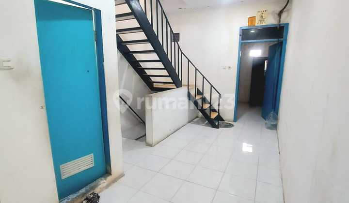 Disewakan Rumah Teluk Fajar Bisa Untuk Usaha Kuliner Dan Tempat Tinggal 2 Lantai Posisi Strategis Cocok Untuk Dagang 2