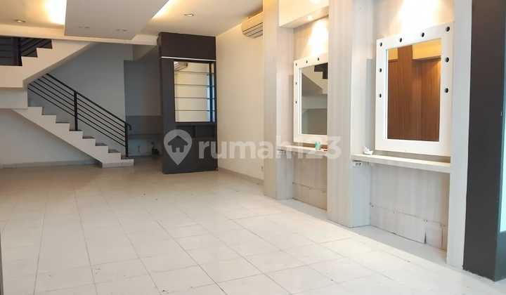 Rent a Good Shop House in the CSB Area of Cirebon 2