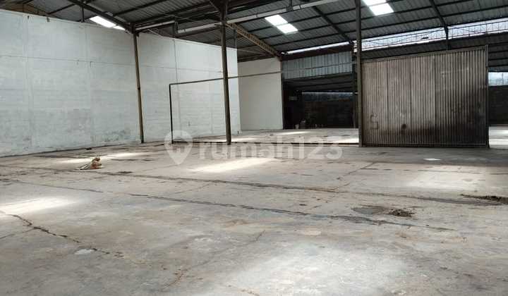 Ready-to-Occupy Warehouse for Rent in Plumbon, Cirebon Ready-to-Occupy Warehouse for Rent in Plumbon, Cirebon