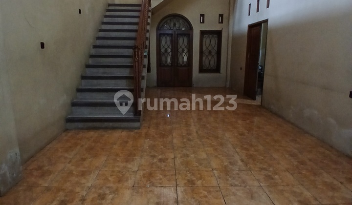 Disewakan Ruang Usaha di Tasikmalaya Disewakan Ruang Usaha di Tasikmalaya