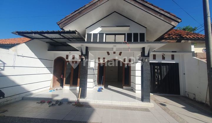 Dijual Rumah Minimalis di Komplek Bumi Kalijaga Permai Barat 1