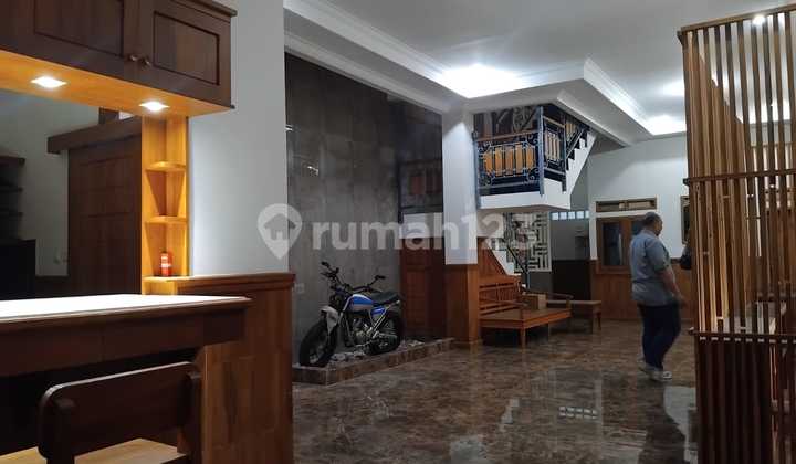 2-Story Fully Furnished House in Cirebon City 2-Story Fully Furnished House in Cirebon City