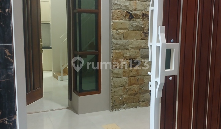 For Sale New 2-Story Minimalist House in Pacar Kembang with SHM Title