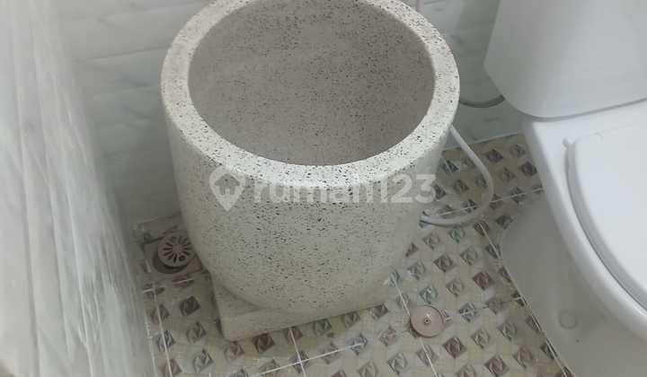 Dijual Cepat Rumah Baru Karang Asem SHM 2.Lt