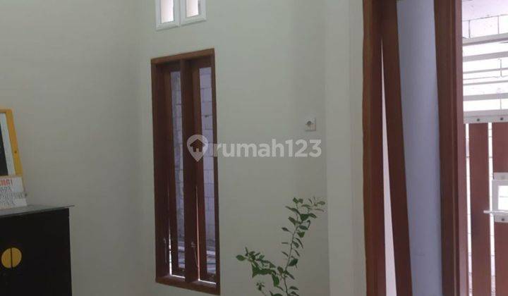 Dijual Rumah Baru Bronggalan 2 Lt Shm 2