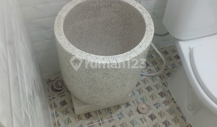 Dijual Rumah Baru Jojoran 2 Lt Murah