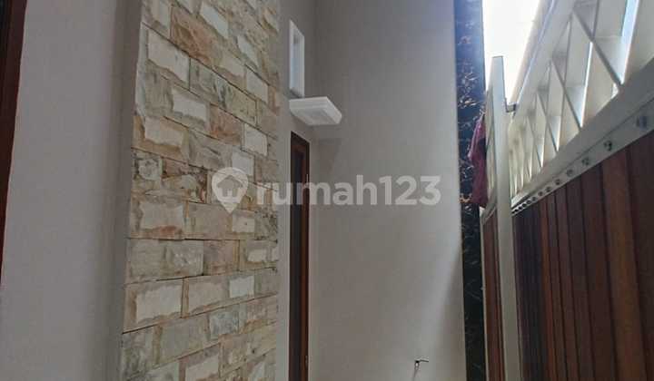 For Sale New House Pucang SHM 2.Lt. Small Minimalist