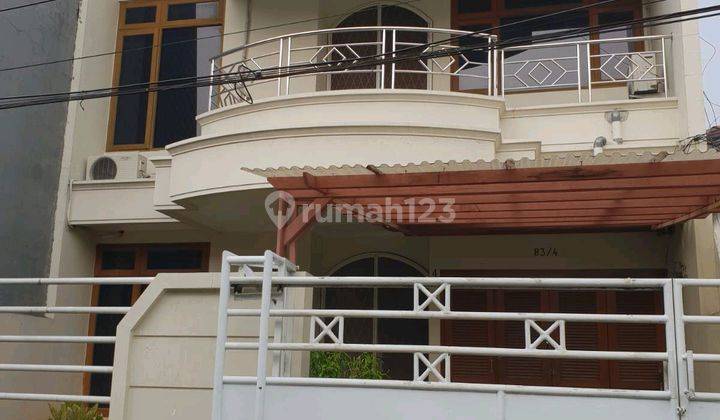 Disewakan.cepat Rumah Bagus.2 Lantai Puri Indah Jakarta Barat. 2