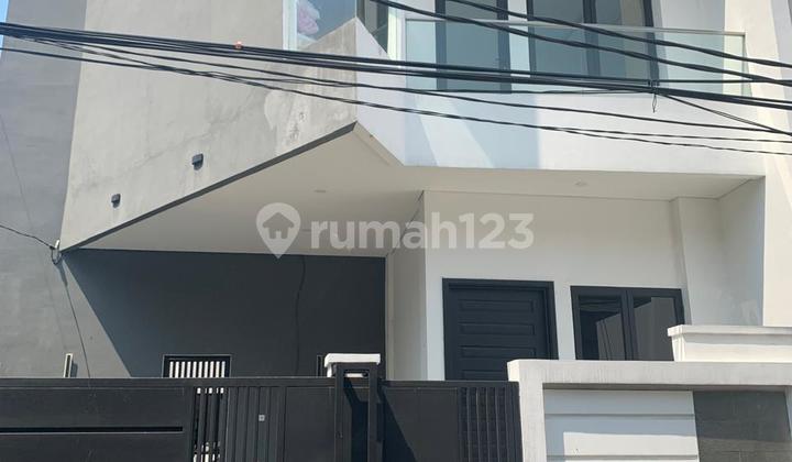Yes, For Sale 2-Story House in Sunter Close to Toll Gate