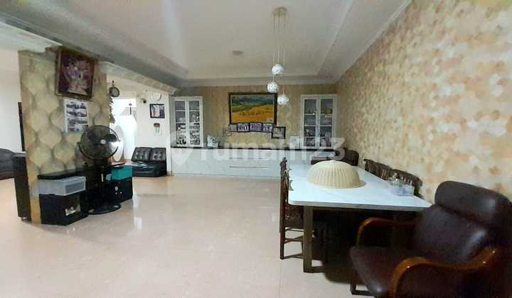 Go, Sell 3-Story Corner House in Sunter 2