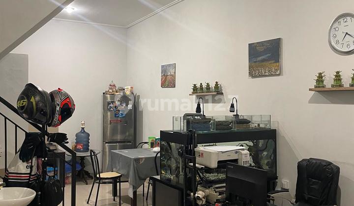Si, Jual Cepat Rumah Sunter 2½ Lantai