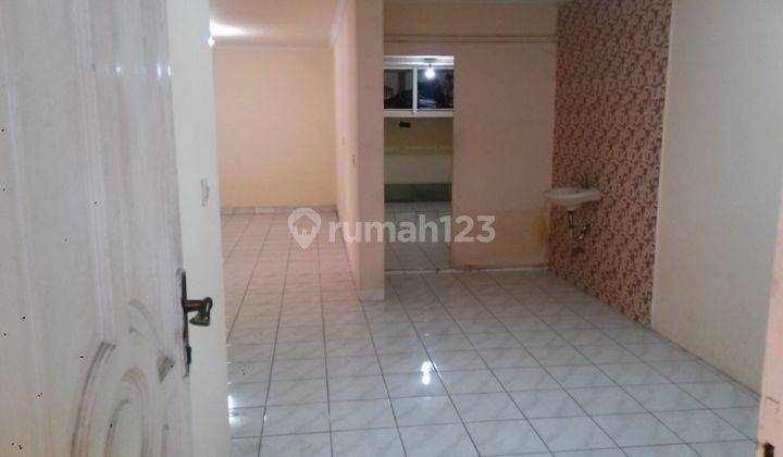 Si. Sewa Rumah 2 Lantai Luas 126m² 2