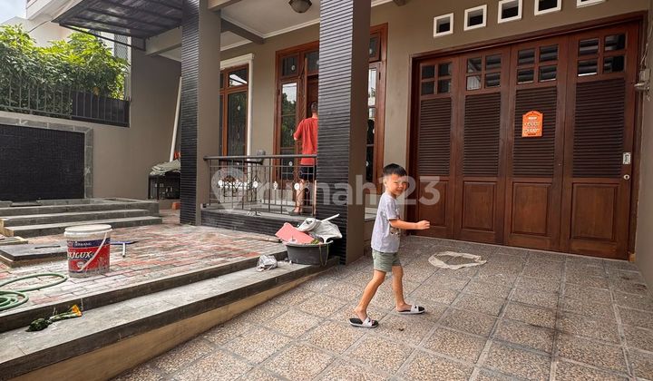 Ha, Sewa Rumah 2 Lantai Sunter Jaya 2