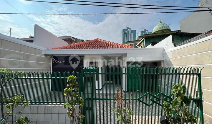 Tt/Dj, Jual Rumah Siap Pakai 1 Lantai, Tamansari, Jakbar SHM