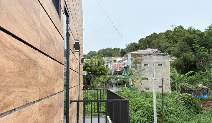 For Sale New House Ready to Occupy Cipageran North Cimahi Near Santiong