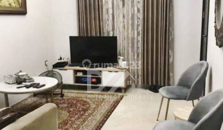 Rumah Bagus dan Cantik 2 Lantai di Graha Raya Bintaro 1