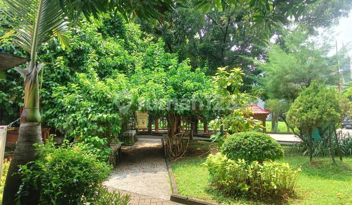 Rumah 3 Tingkat Hoek Strategis Hdp Timur & Selatan Lebar 12 X 21 2