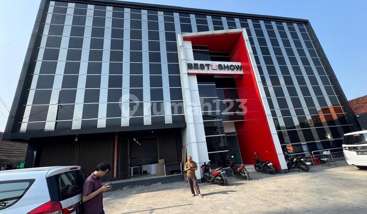 Building 4, Good Floor, Beside Main Road, Container Access to Tj Priuk