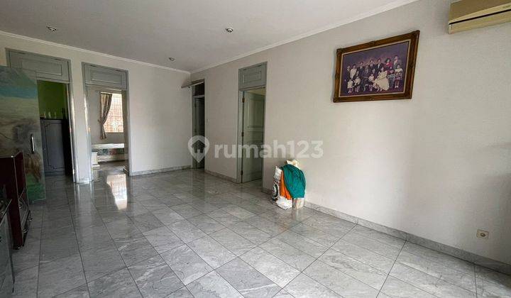 Rumah Villa Kemayoran Jakarta Pusat 2 lantai HGB 2038  2