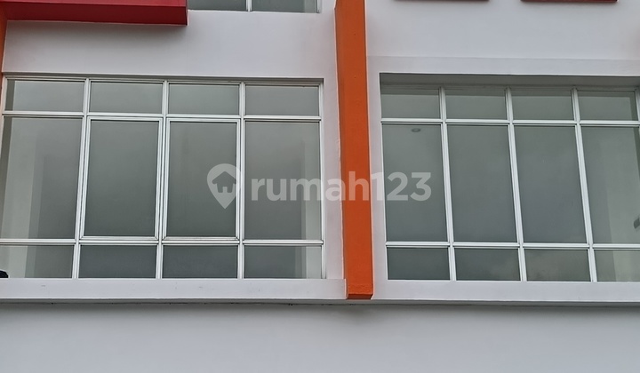 Turun Harga Ruko Gandeng 2 Siap Pakai Akses Kontainer Jaln Lebar