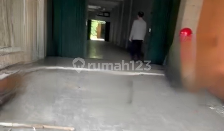 Ruko Panjang 51 M Pusat Kota Strategis Akses Jalan 3 Mobil 2