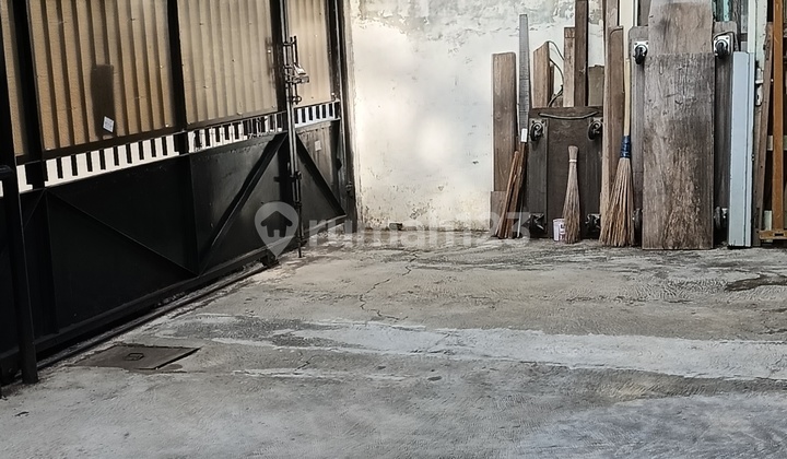 Dibawah NJOP Rumah Pinggir Jalan Dekat Pasar Senen Lebar 10M Dibawah NJOP Rumah Pinggir Jalan Dekat Pasar Senen Lebar 10M