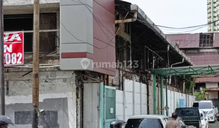 Gudang Tua Strategis Panjang 170 Akses Container 40ft  2