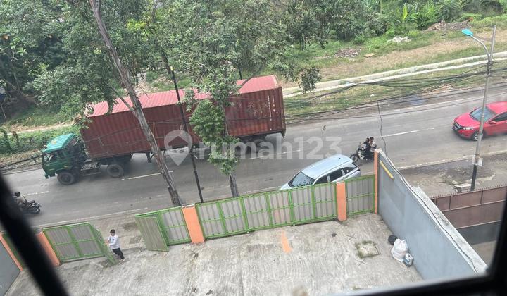 Warehouse 3 Floors, Goods Lift, 6M Ceiling Height, Container Accessible.