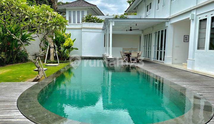 Villa 4BR Brand New Renovated with Ocean View di Jimbaran, Kuta Selatan