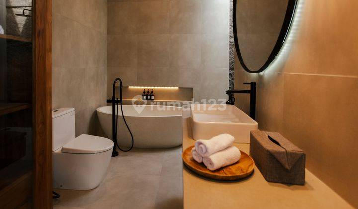 Villa 3BR Luxury Modern dengan Rooftop di Ungasan, Badung. 2