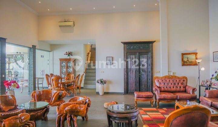 Luxury 6BR Villa with Unobstructed Ocean View in Lovina Buleleng 2