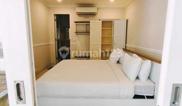 Modern Style 3BR Villa in Canggu near Berawa Beach 2