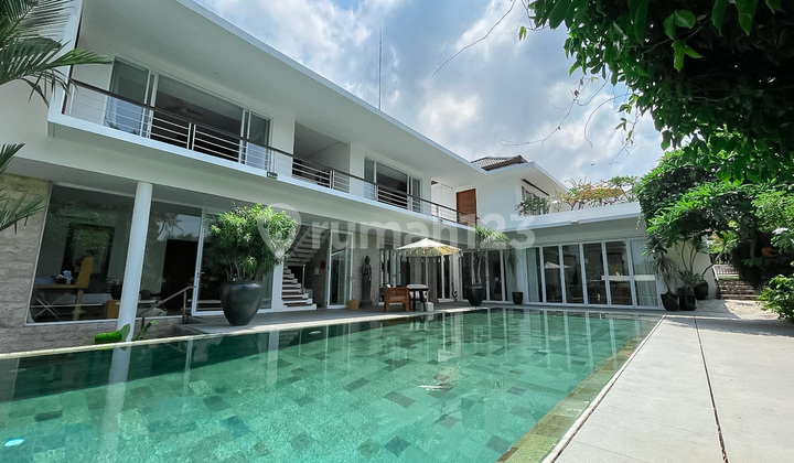 Villa 6BR Luxury di Tumbak Bayuh, Pererenan Bali Villa 6BR Luxury di Tumbak Bayuh, Pererenan Bali