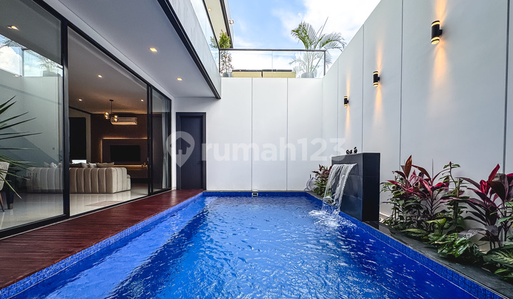 3BR Luxury Modern Style Villa in Canggu