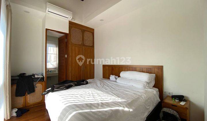 Villa Modern 2BR Dekat Pantai Batu Belig, Seminyak 2